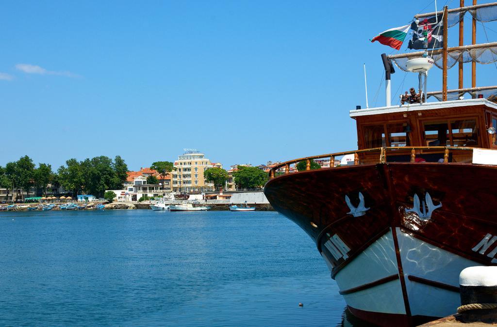 Family Hotel Paros Pomorie Quarto foto