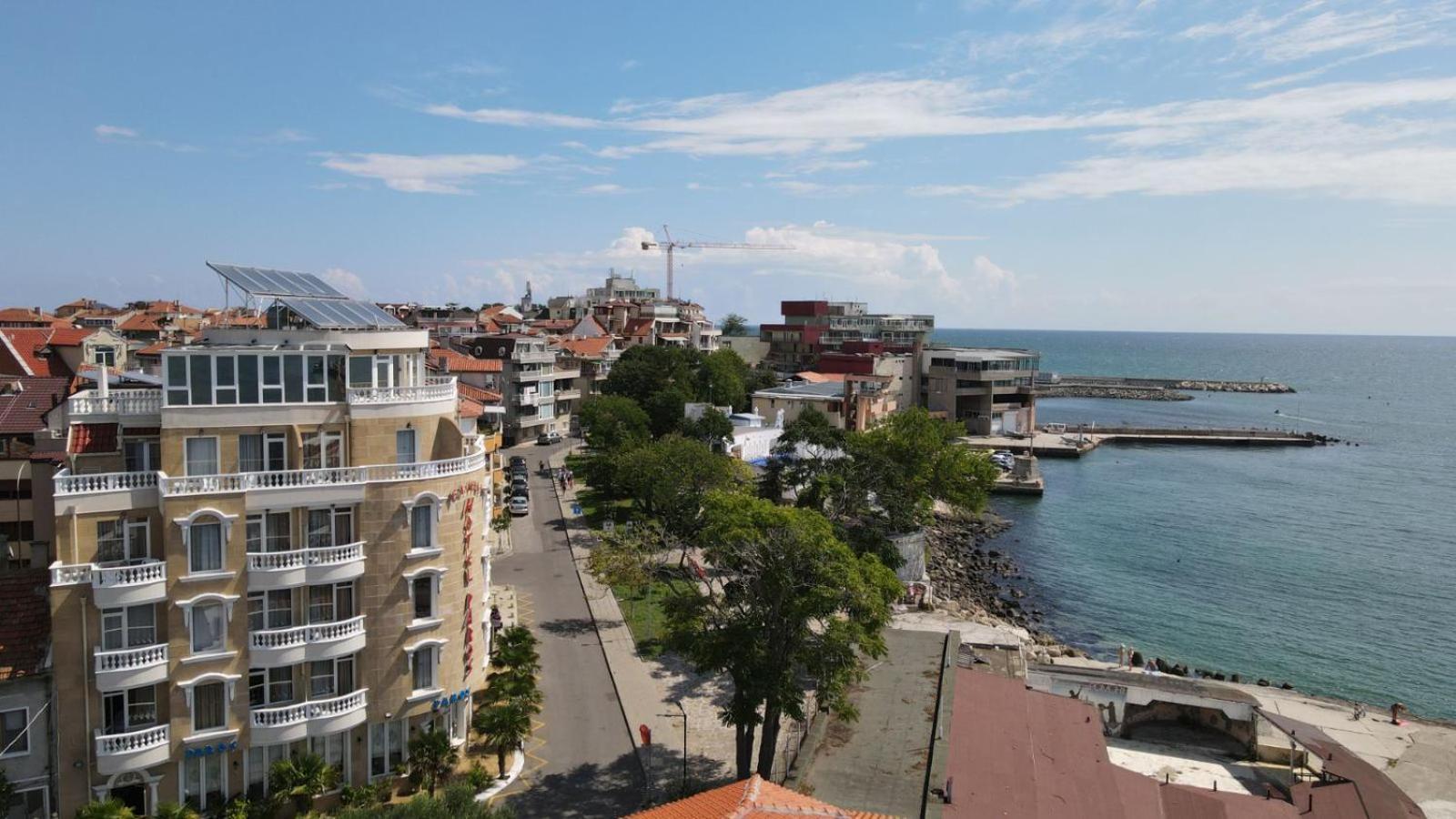 Family Hotel Paros Pomorie Exterior foto